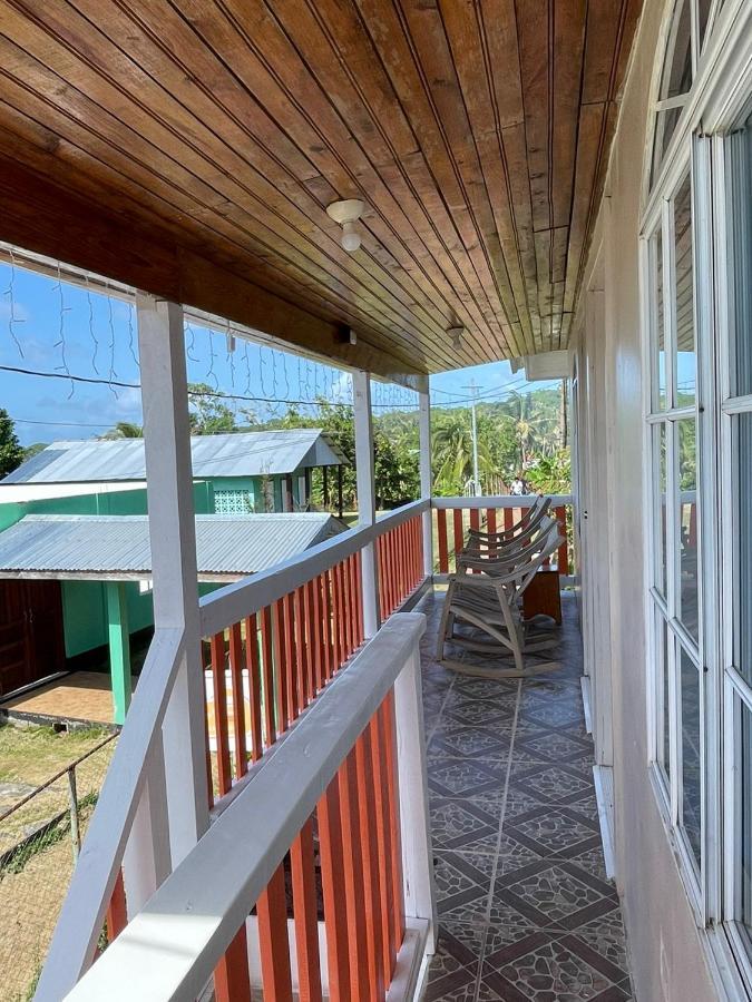 Christina'S Guest House Official Little Corn Island Exteriér fotografie