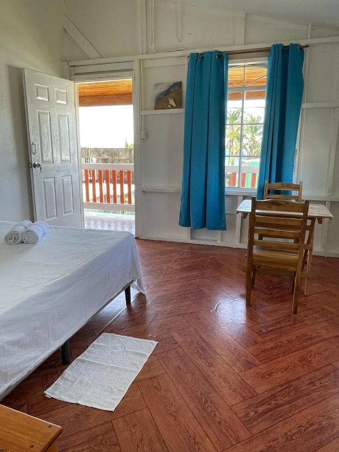 Christina'S Guest House Official Little Corn Island Exteriér fotografie