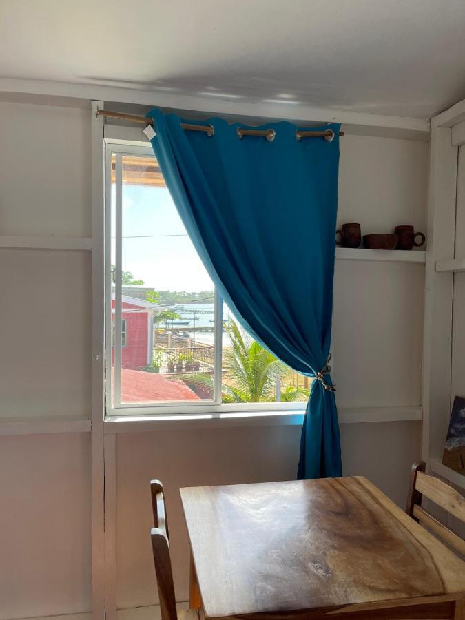 Christina'S Guest House Official Little Corn Island Exteriér fotografie