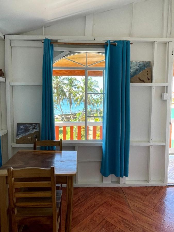Christina'S Guest House Official Little Corn Island Exteriér fotografie