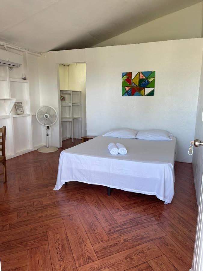 Christina'S Guest House Official Little Corn Island Exteriér fotografie