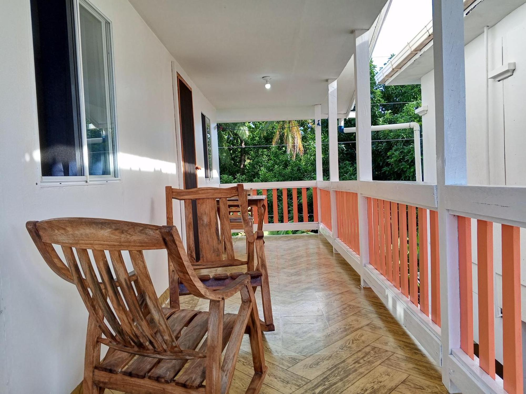 Christina'S Guest House Official Little Corn Island Exteriér fotografie