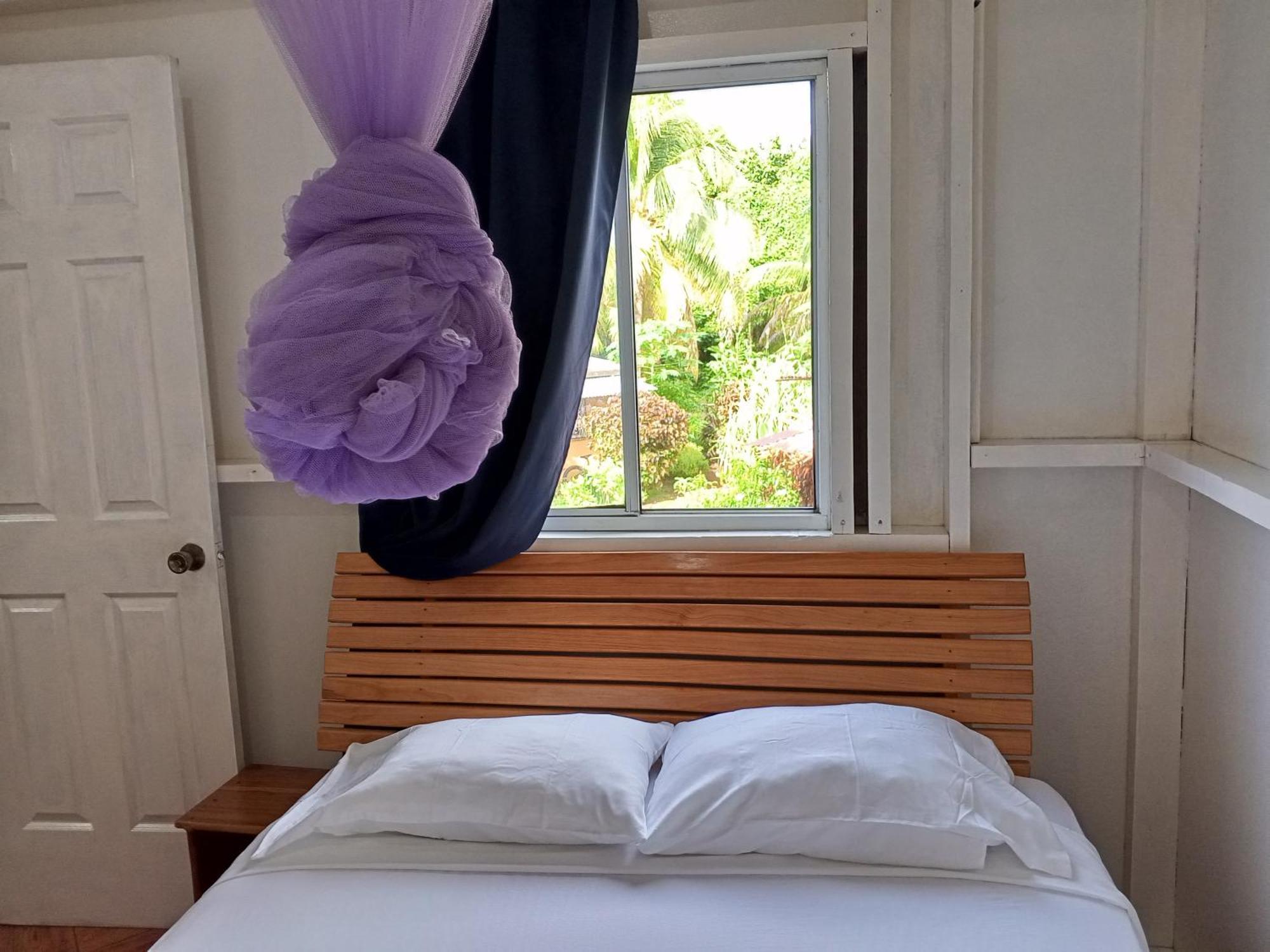 Christina'S Guest House Official Little Corn Island Exteriér fotografie