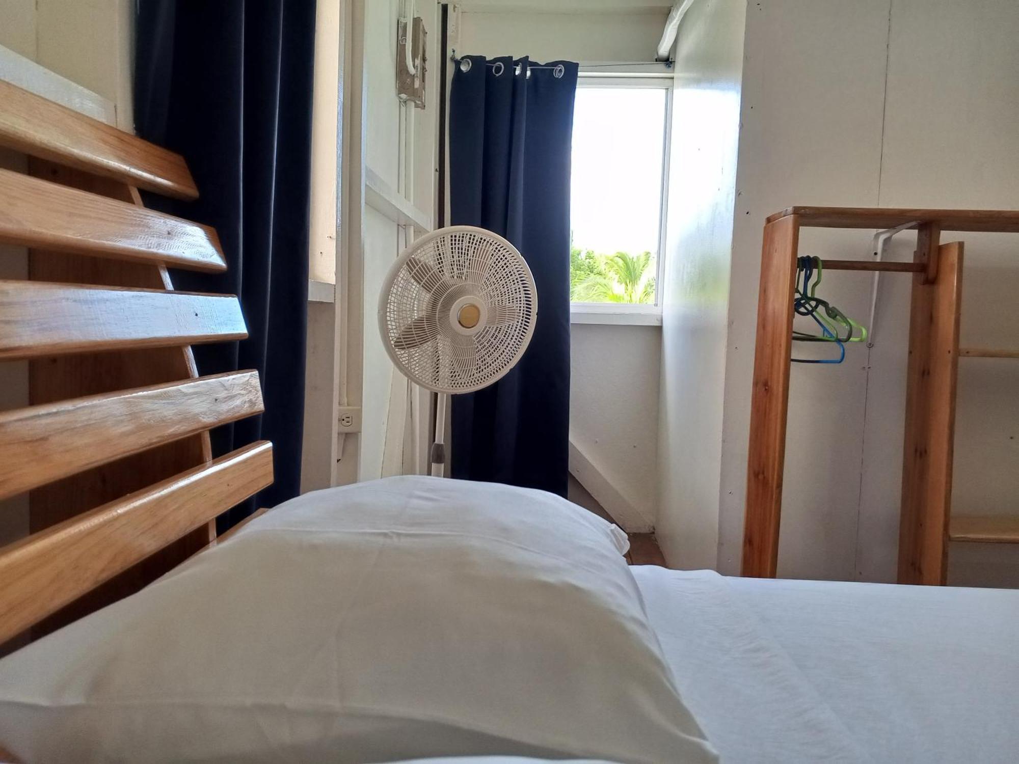 Christina'S Guest House Official Little Corn Island Exteriér fotografie